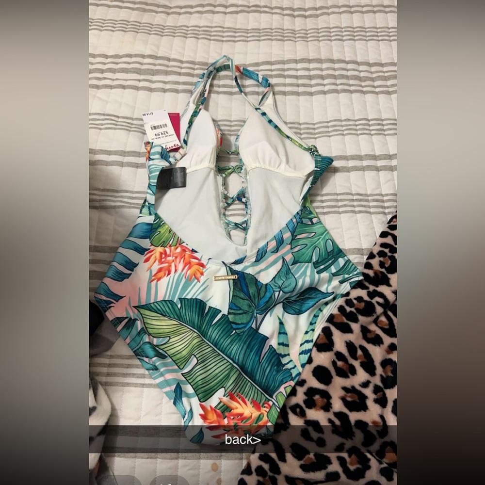 Bathing suit - Picture 2 of 2